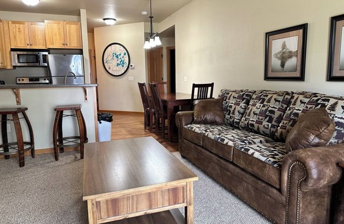 Eagle River Apartment | SUITE 104 by Eagle Waters Resort