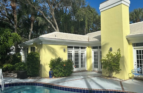 Sea Forest Court House | Summer Retreat in Vero Beach with ocean access.