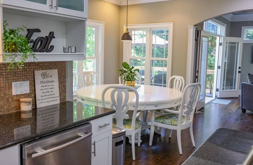 Mooresville House | Summer specials! Welcome to our LKN HOME! Sleeps 16! Boat Rental Available!