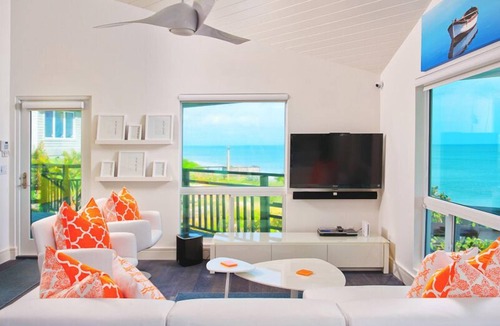 Summerplace Cottage | Summerplace Oceanfront Splendor - Come Relax By The Sea
