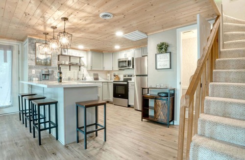Hiawassee House | Summit View - Mountain Top View & Gas Fireplace