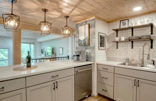Hiawassee House | Summit View - Mountain Top View & Gas Fireplace