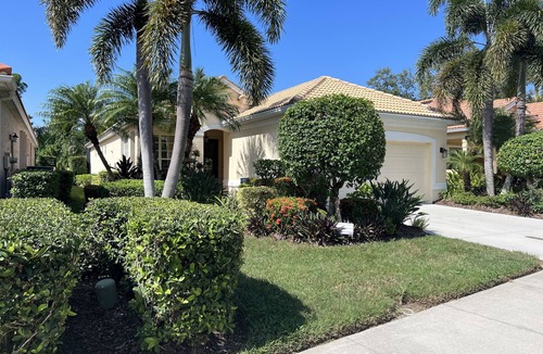 Braden River House | Sun, golf, warm weather! What more can we say! Beautiful home great location!
