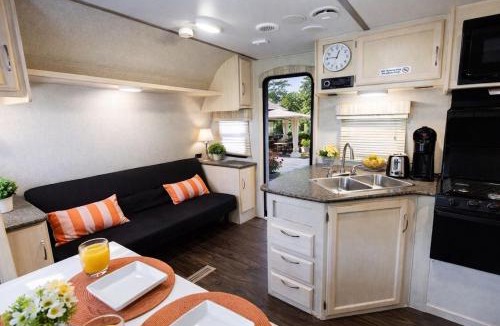Naples Other | Sun RV in Trailer park