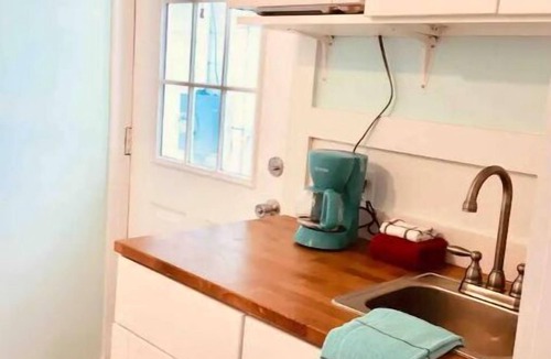Tybee Island House | Sunny Daze Tiny Cottage, sleeps 2 adults