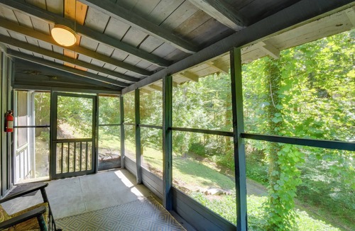 Rocky Bottom Cottage | Sunset Rental Cottage Near Table Rock State Park!
