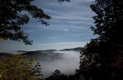 Lake Toxaway Cabin | SUNSET RIDGE In the Clouds at Lake Toxaway Sleeps 16 Cozy SPECTACULAR VIEW
