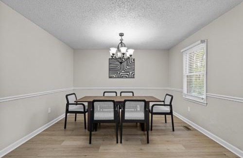 Watkinsville House | Sunwoven Townhouse half a mile to downtown! townhouse