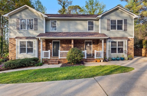 Watkinsville Villa | Sunwoven Townhouse half a mile to downtown!
