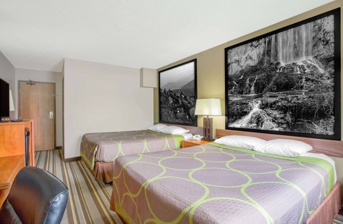 Abingdon Hotel | Super 8 by Wyndham Abingdon VA