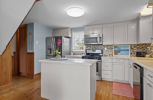 Emerald Isle House | Surf Daze: Waterfront Pool House + Tiny Home