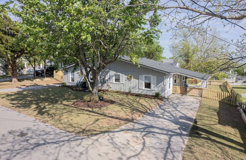 Swansboro House | "Swanbreeze West" Prime Location in Adorable Historic Swansboro - Walk to Town