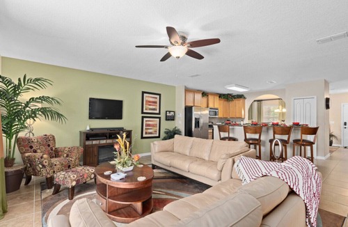 Calabria Villa | Sweet Villa 5Bedrooms Mini Cinema| Pool + Family Comfort
