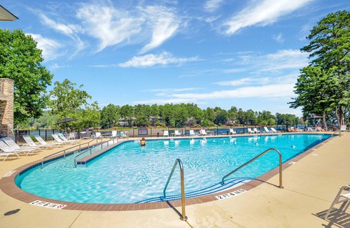 Salem Condo | Tall Ship Condominium 139 in Keowee Key