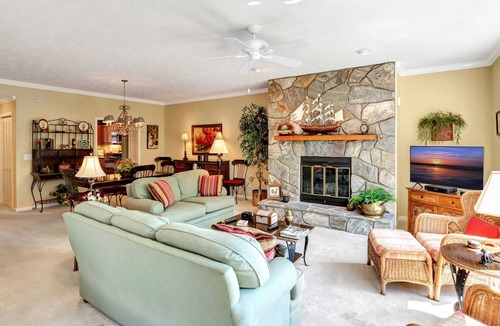 Salem Condo | Tall Ship Condominiums 318 In Keowee Key