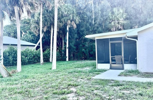 Vero Beach House | Terrific 3-bedroom house in charming Sebastian with AC, WiFi