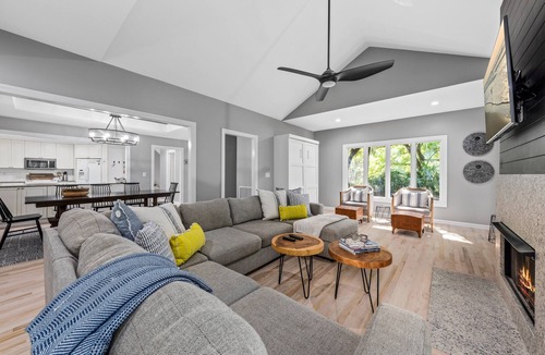 Seabrook Island Villa | Terrific Vacation Home! Gorgeous Golf Course Views! Great Location! Amenity access included!