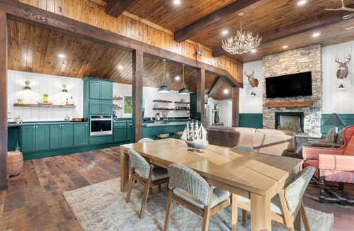 Tattnall County House | The 1900 Farmhouse Retreat - on 78 acres!