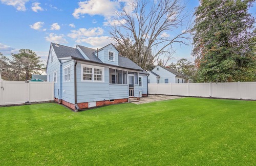 Terry Sanford House | The 206: Oakland at Bragg Renovated 3BR VA & FSU