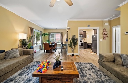 Athens House | The Aloha House: Massage Chairs - 3 King Beds - Projector