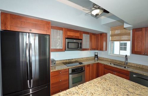 Stuart Condo | The Anchor Bay Retreat