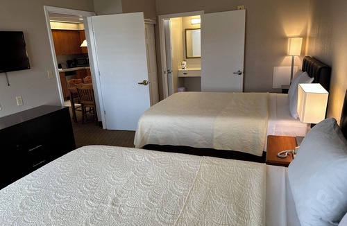 Florida Central Atlantic Coast Resort | The Best place for your trip/Stay Sky Suite