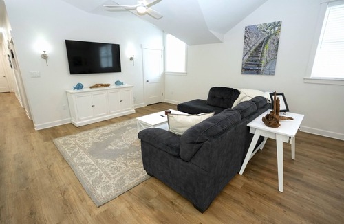 Savannah House | The Blue Heron, Wilmington Island, Savannah, Tybee