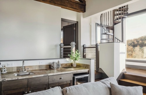 Smithville House | The Bungalow at Blue Water Bay