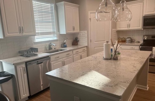 Greer House | The Cameo’s Joy by Amaris Corporate Rentals