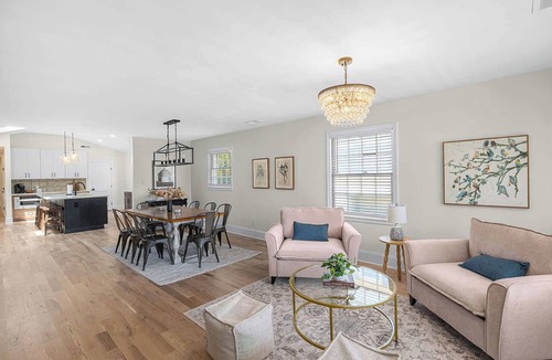 Plaza Midwood House | The Chatham House. Charming, Historic, Near Uptown