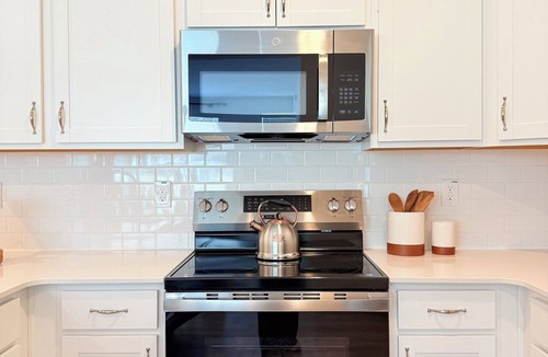 Wake Forest Apartment | The Chic Boutique @ Magnolia Trace - new 2 bedroom condo in downtown Wake Forest