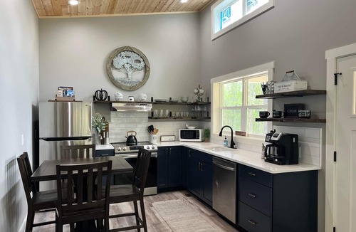 Lenoir City Cottage | The Cottage at Harvest Creek Farm