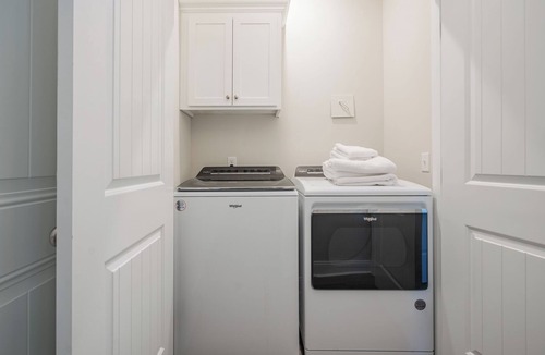 Hinesville House | The Cottage on North Main