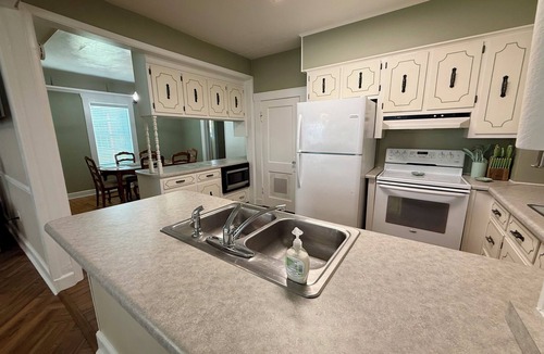 Norristown Other | The Country Farmhouse offers five bedrooms and is located in peaceful location.