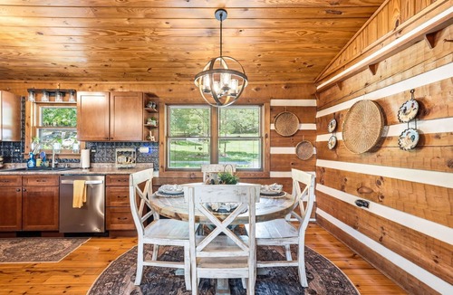 Piney Flats House | The Cove by Peaceful Peak