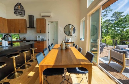 Young Harris House | The Eyrie | Luxe Mountain Retreat | Hot Tub | View