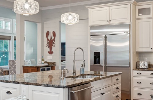 Folly Beach House | The Folly Peach - Experience Southern Charm in a Spacious Home Steps from the Ocean