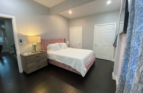 Sanford Apartment | The Front Porch