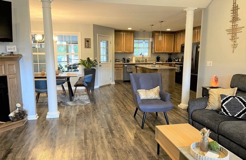 Sumter House | The Garden Getaway near SHAW AFB