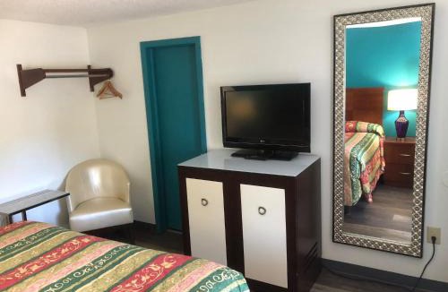 Georgetown Cabin | The Georgetown Inn
