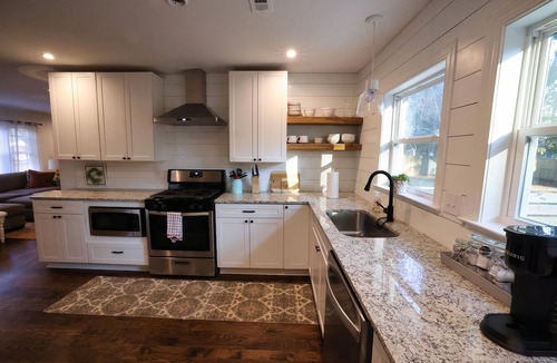 Charleston House | The Gilbert - Beautiful Home & Perfect Location