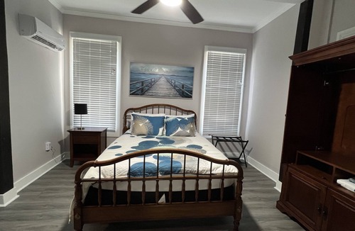 Downtown Apartment | The Green Apt - 1.3 miles two the medical district