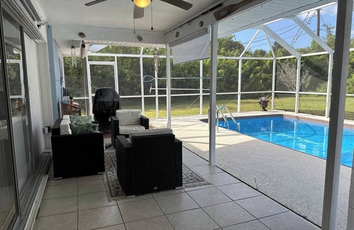 Port Charlotte House | The Heart of Port Charlotte