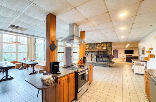 Whittier Cabin | The Hive Lodge - A Place Where Busy Bees Rest