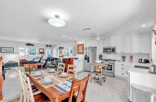Anna Maria House | The Lady Fish by Duncan Real Estate