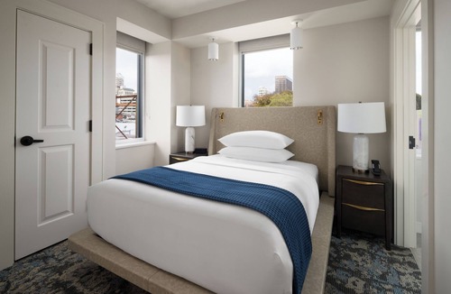 The Vista Hotel | The Lantern Columbia