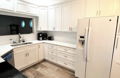 Port Royal Landing House | The Mariners House- Fully renovated kitchen!