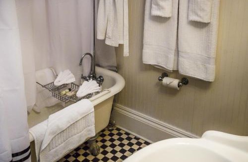 Historic District - North Hotel | The Marshall House