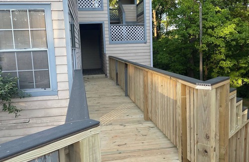Marlwood Acre Condo | The Modern Hidden Gem 2BR 1bath with Balcony