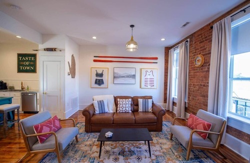 Seneca Apartment | The Nest Above -Bluebird (studio)